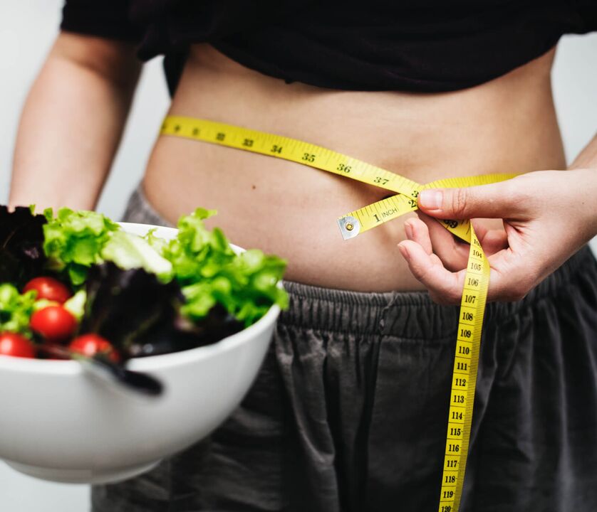 To lose weight, most of the diet should be vegetables.