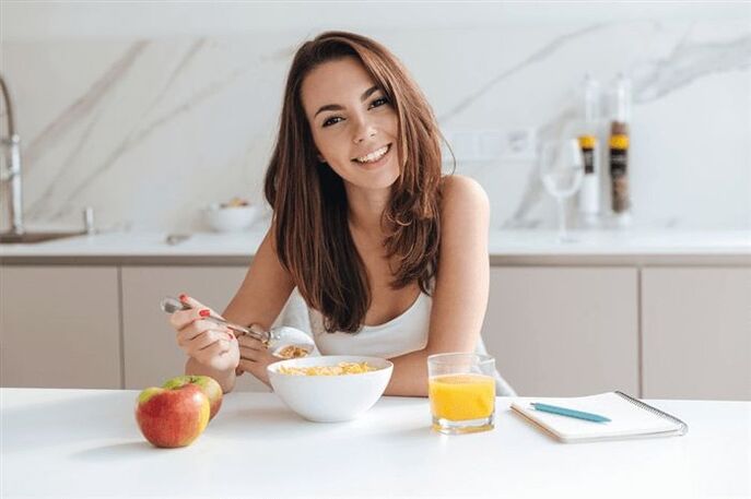 Breakfast helps lose weight