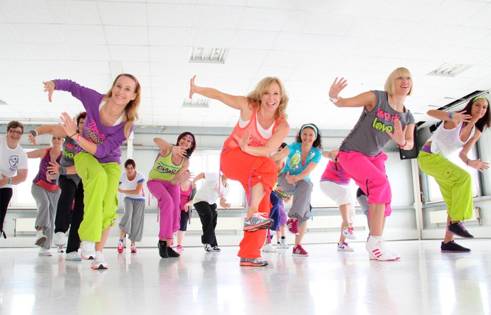 Zumba dance to reduce excess calories